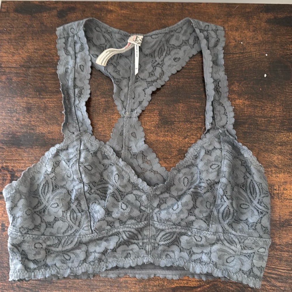 FP INTIMATELY GALLOON LACE BRALETTE BRA TOP